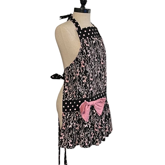 Diane’s Designs Handmade, One of a Kind Apron In Black And Pink - One Size - NWT - Picture 2 of 6